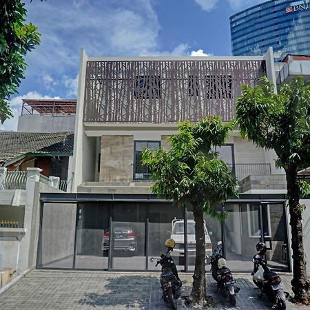 Super Oyo Capital O 90635 Tango Juliet Residence จาการ์ตา ภายนอก รูปภาพ