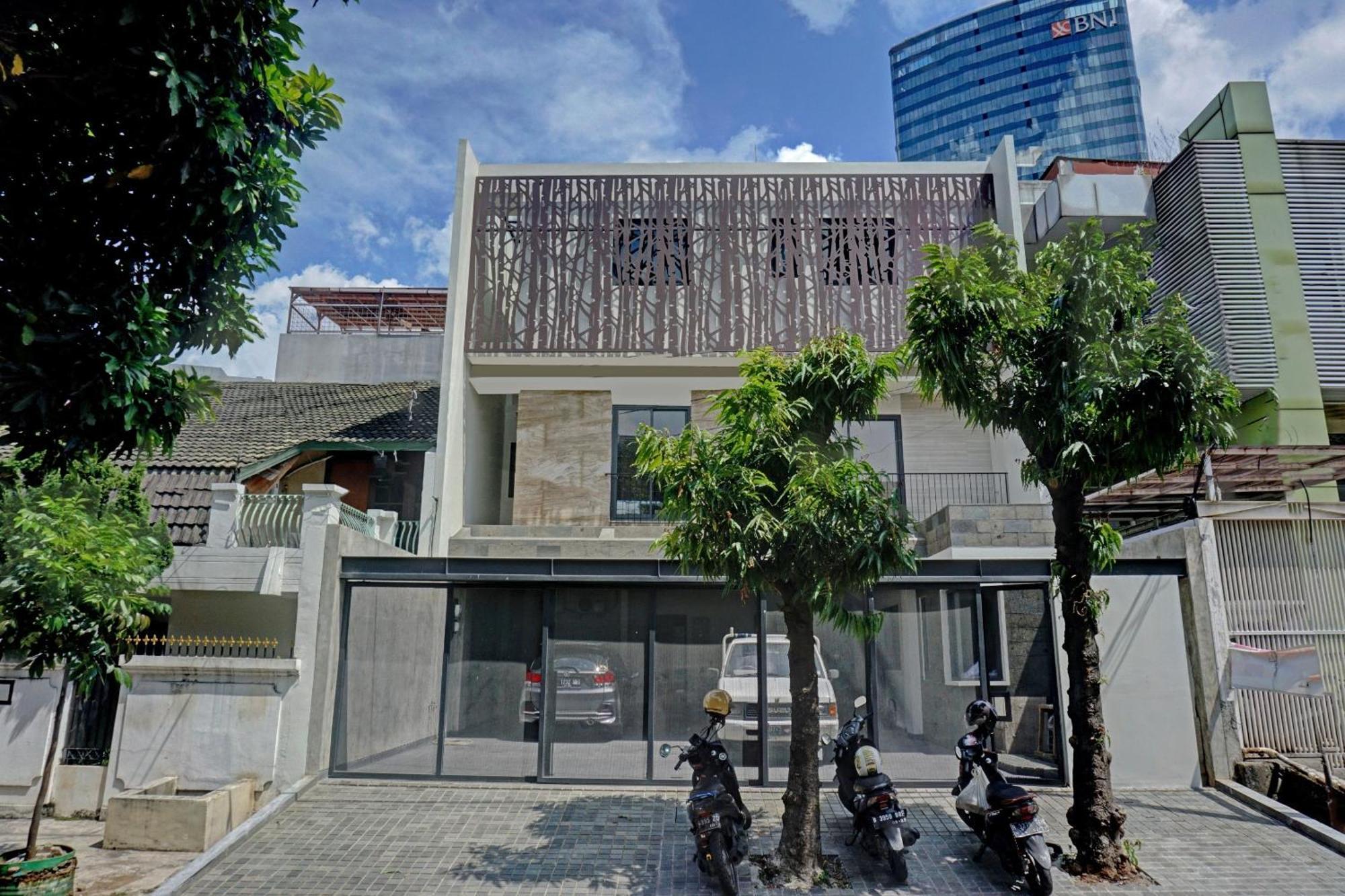 Super Oyo Capital O 90635 Tango Juliet Residence จาการ์ตา ภายนอก รูปภาพ