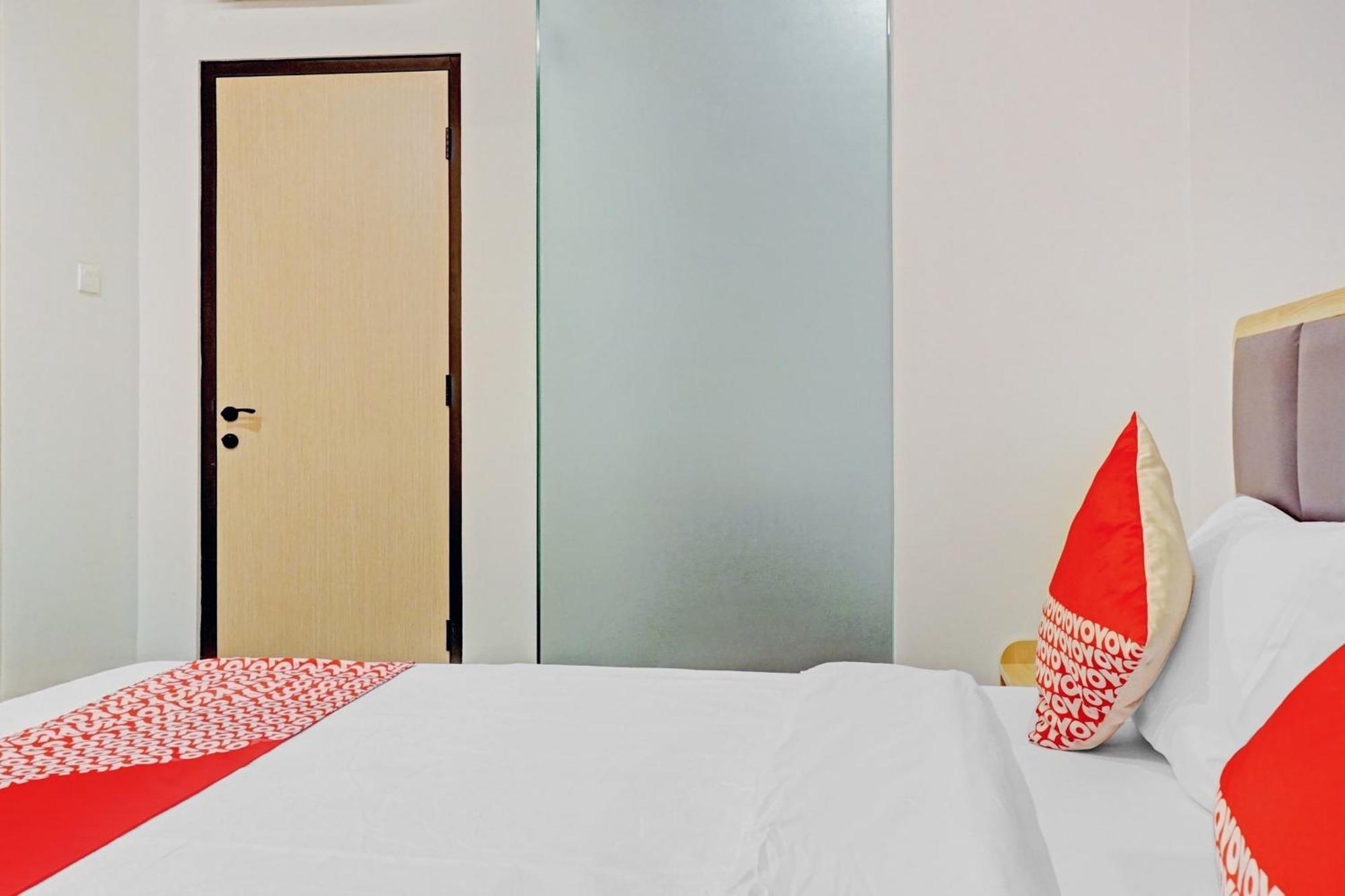 Super Oyo Capital O 90635 Tango Juliet Residence จาการ์ตา ภายนอก รูปภาพ